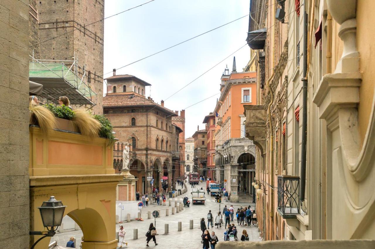 Sphera Bologna, Design Suite Under The Two Towers Buitenkant foto